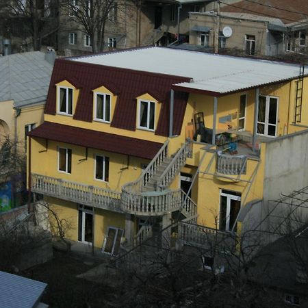 Why Me Eco-Friendly Hostel Тбилиси Экстерьер фото
