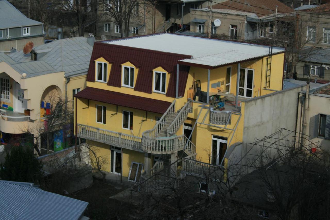 Why Me Eco-Friendly Hostel Тбилиси Экстерьер фото
